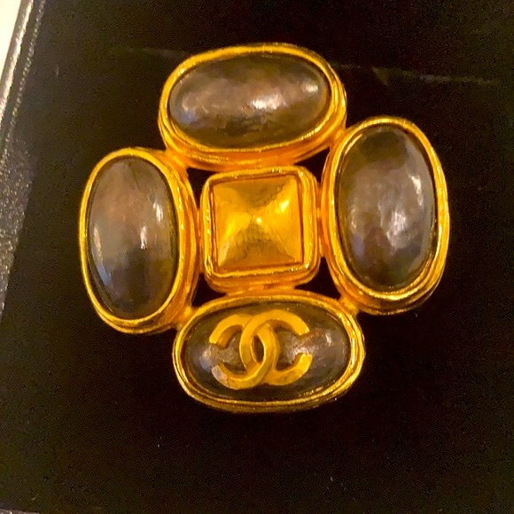 Chanel Vintage 97A Brown Stone CC Logo Cross Brooch - Picture 5 of 8